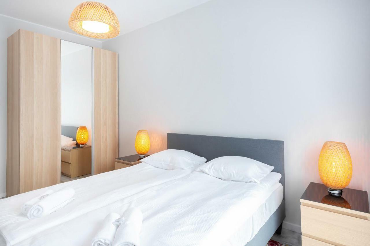 Apartments Rondo Wiatraczna By Noclegi Renters Varsavia Esterno foto